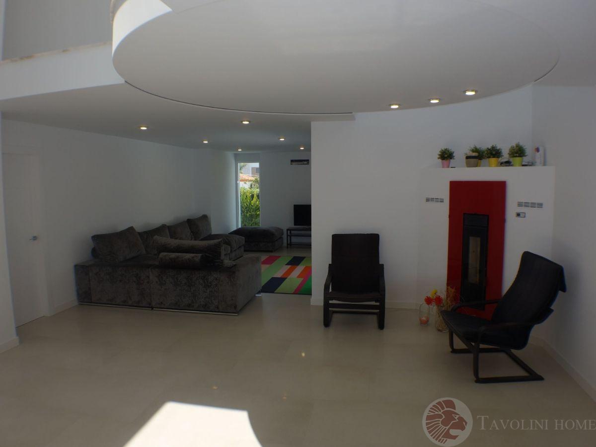 Verkoop van kleine villa in Benidorm