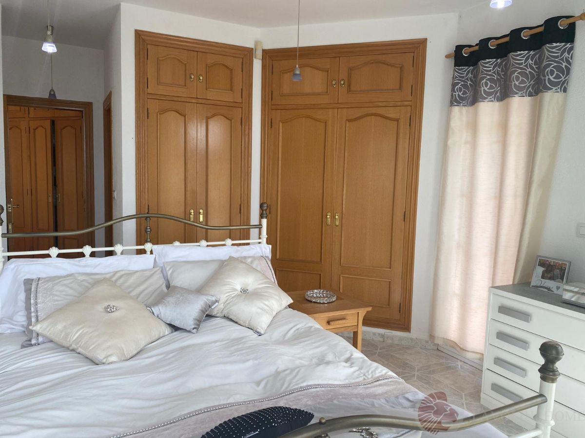 Zu verkaufen von chalet in
 Busot