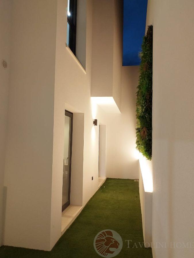 For sale of chalet in El Campello