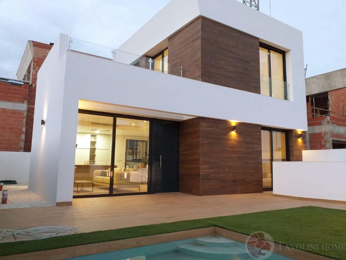 For sale of chalet in El Campello