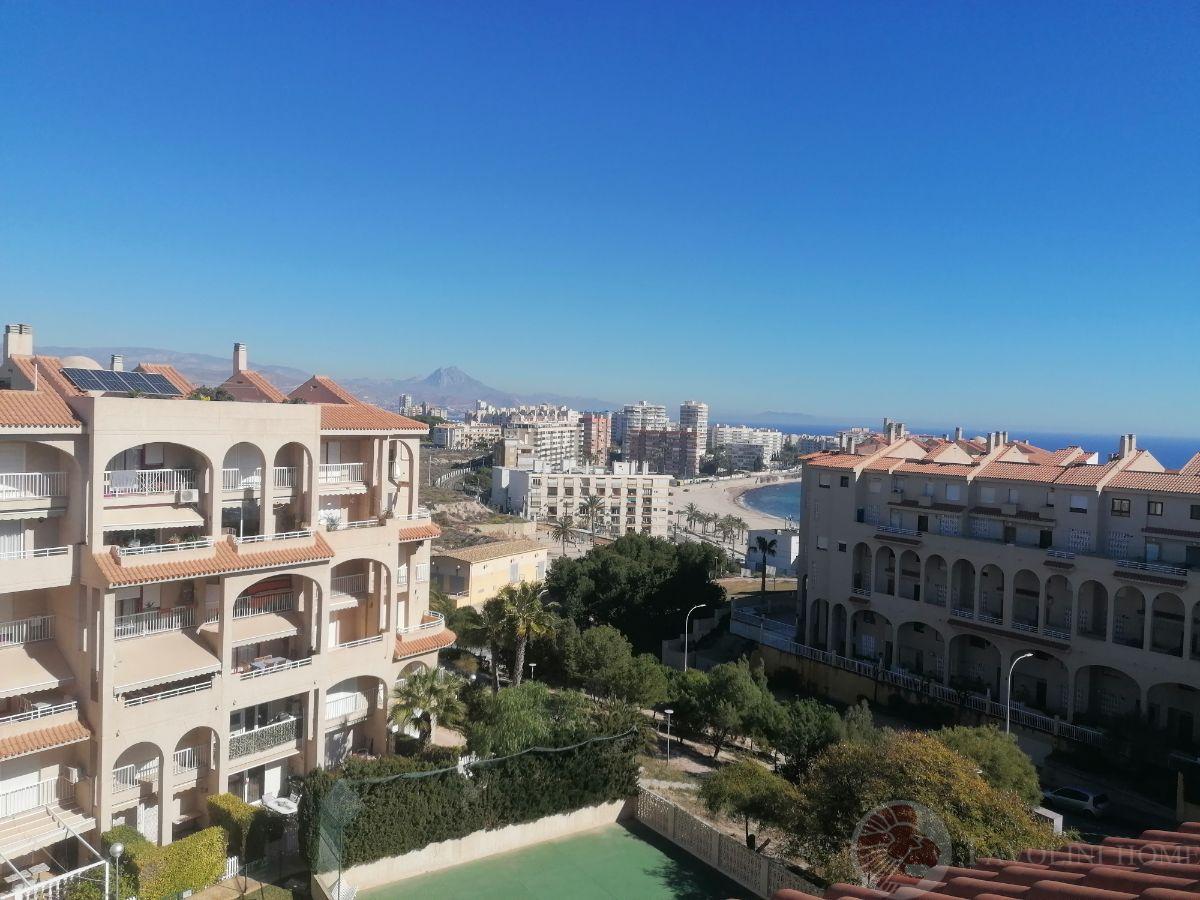 For sale of penthouse in El Campello