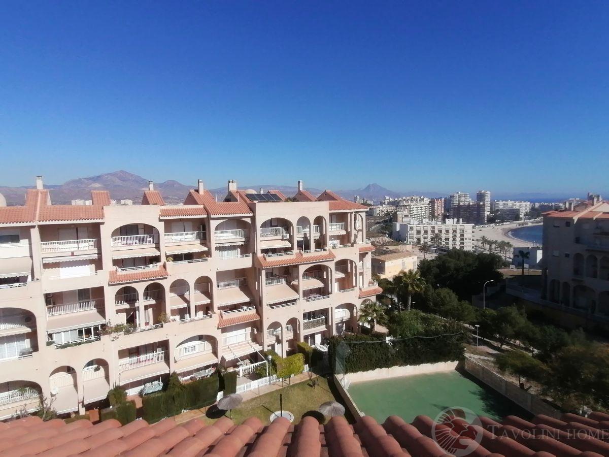 For sale of penthouse in El Campello