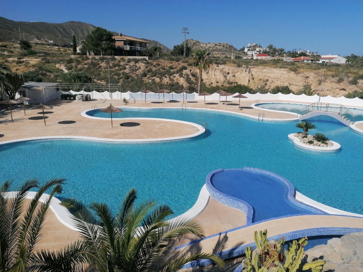For sale of bungalow in El Campello