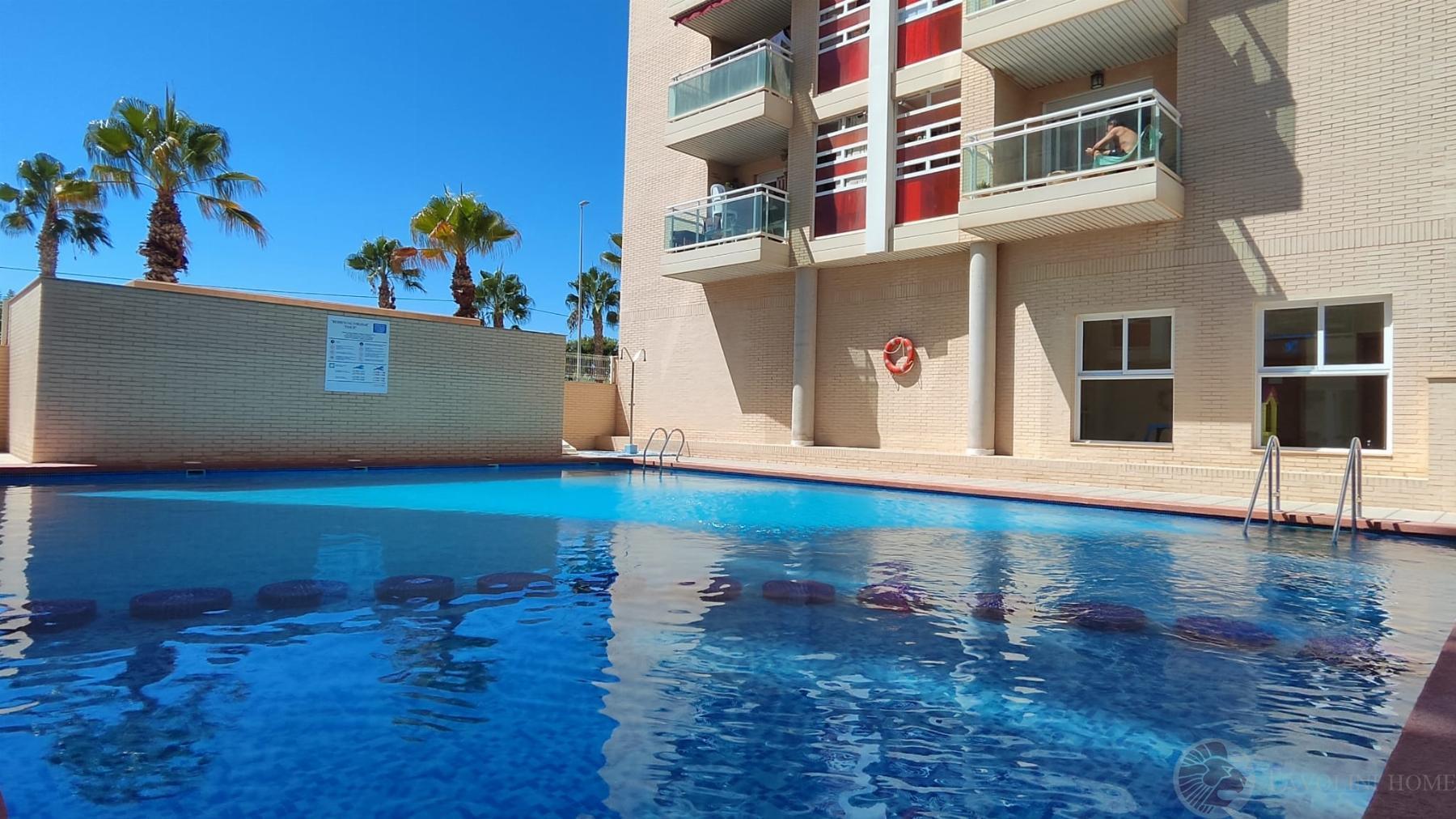 For sale of penthouse in El Campello