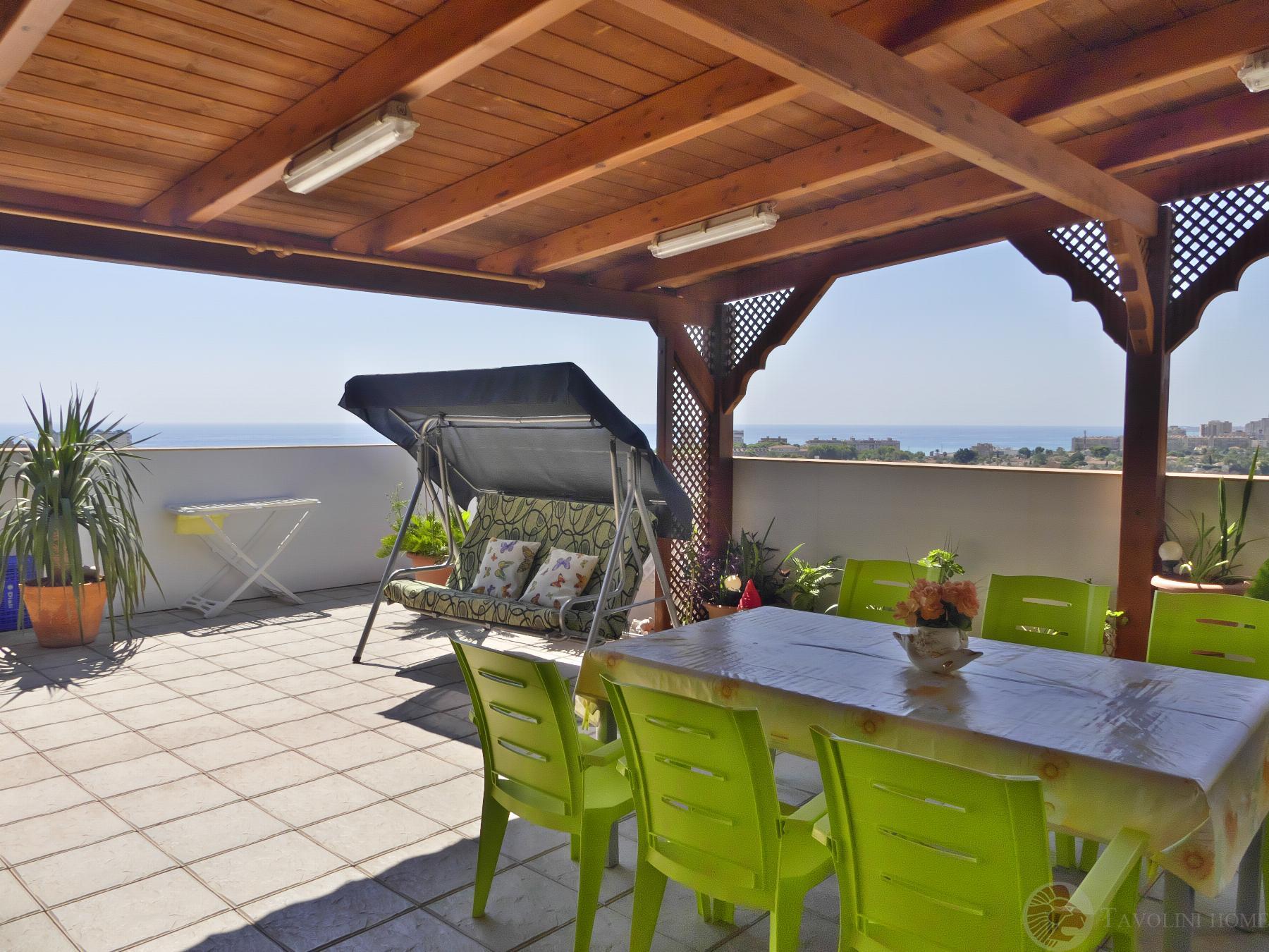 Zu verkaufen von penthouse in
 El Campello