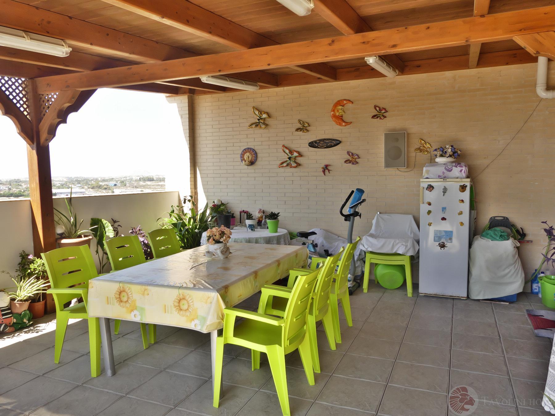 Zu verkaufen von penthouse in
 El Campello