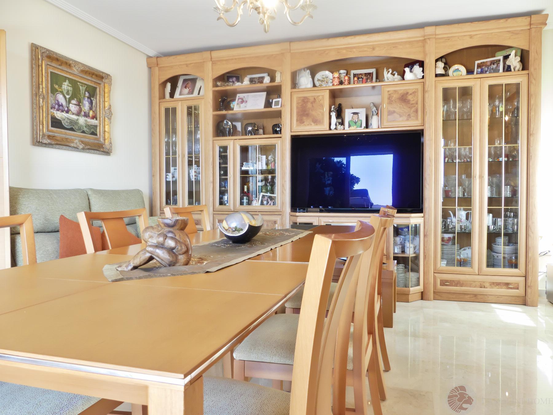 For sale of penthouse in El Campello