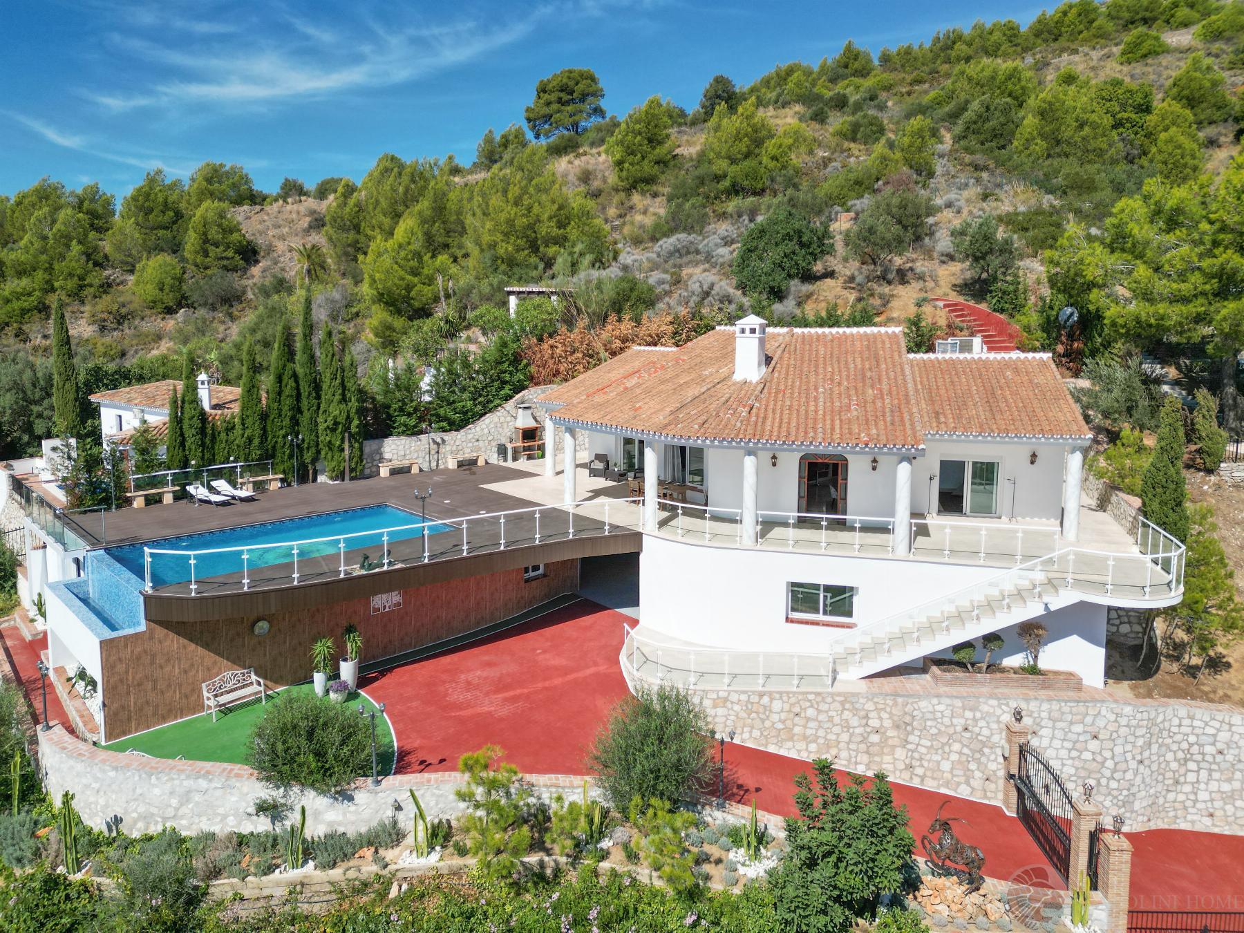 Zu verkaufen von chalet in
 Mijas