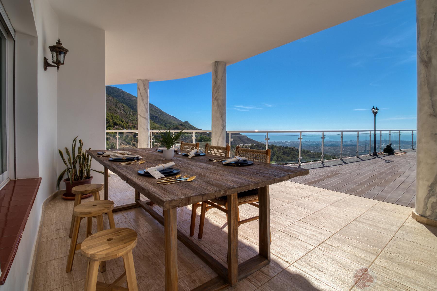 Zu verkaufen von chalet in
 Mijas
