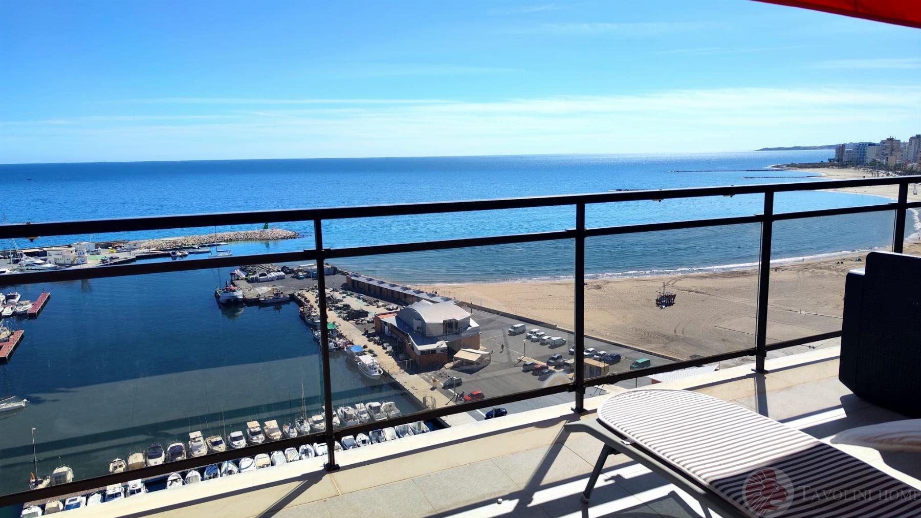 For sale of penthouse in El Campello