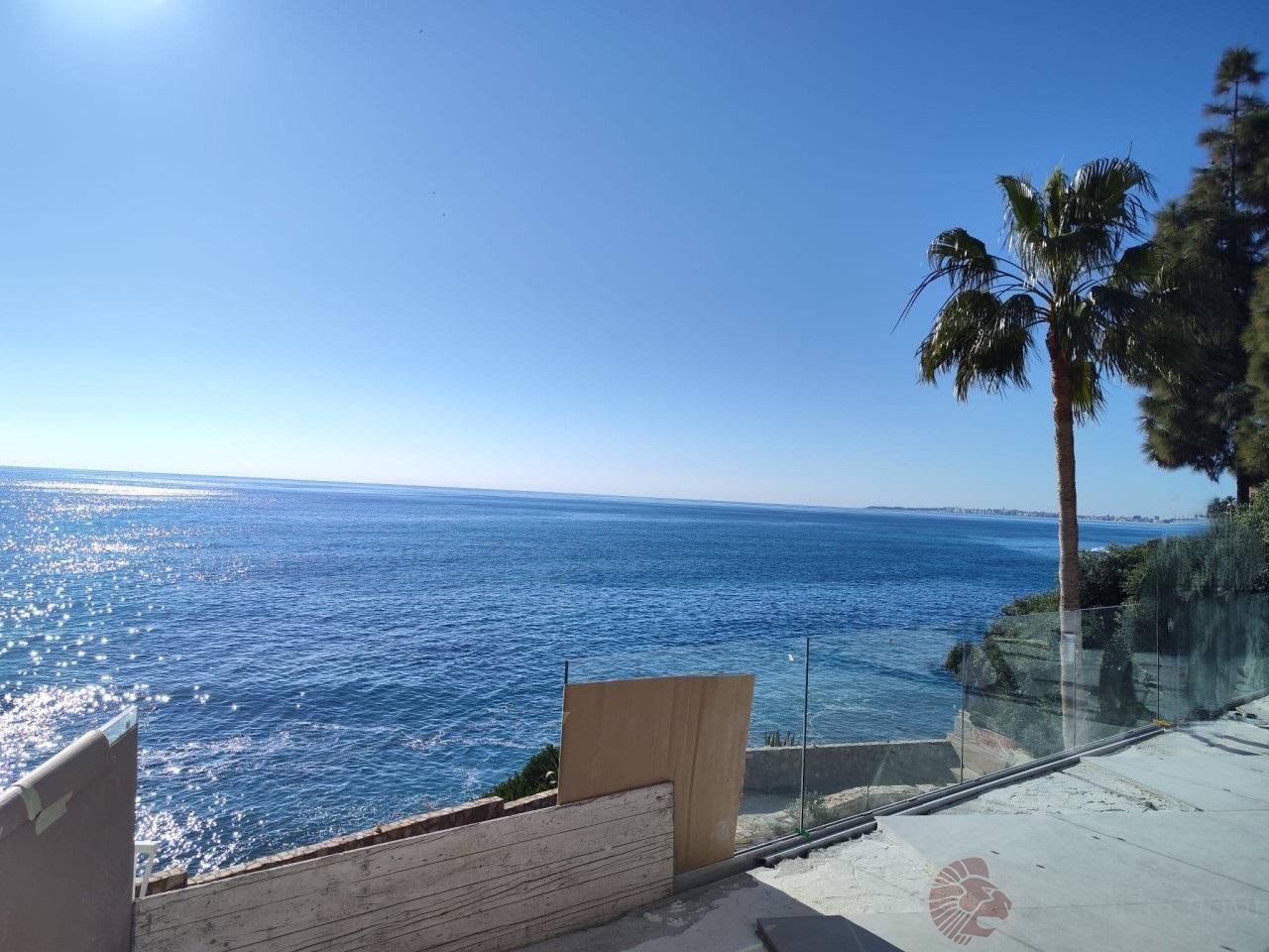 For sale of chalet in El Campello