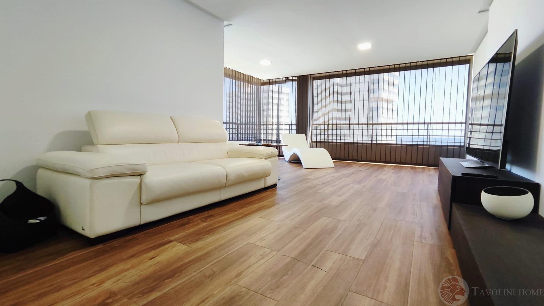 Zu verkaufen von penthouse in
 Alicante