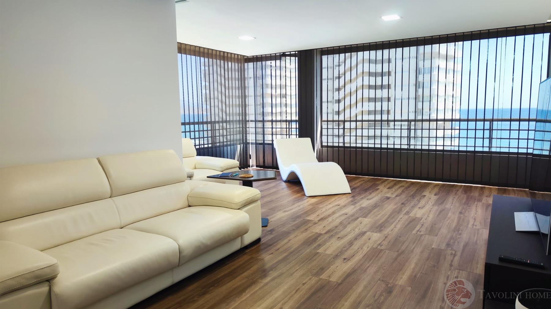 Zu verkaufen von penthouse in
 Alicante