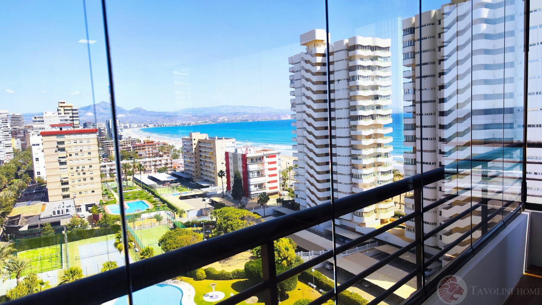 Zu verkaufen von penthouse in
 Alicante
