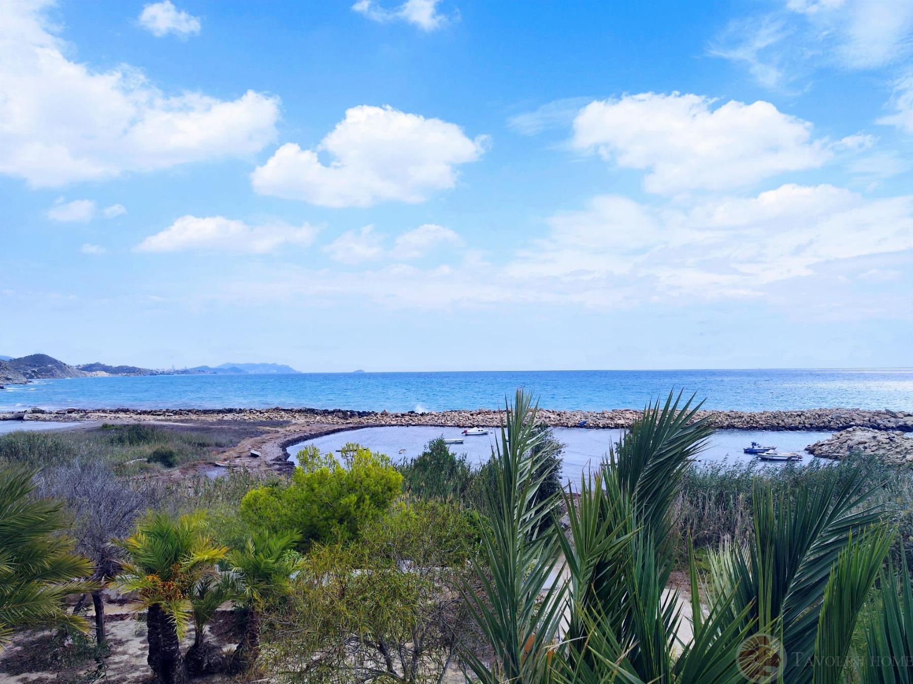 Zu verkaufen von chalet in
 El Campello