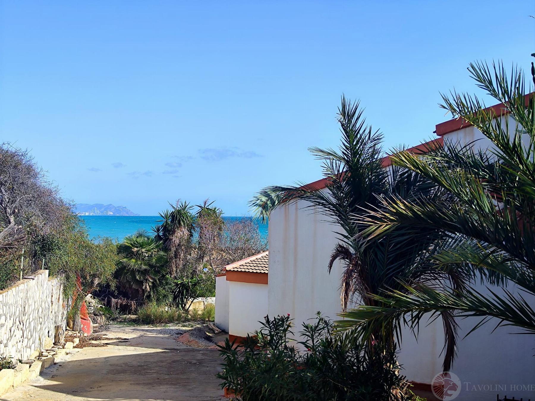 Zu verkaufen von chalet in
 El Campello