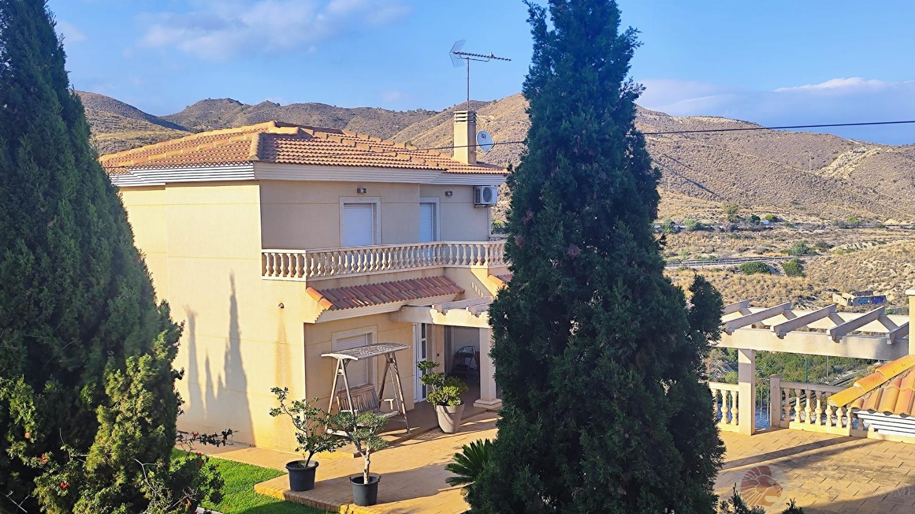 Venta de chalet en El Campello