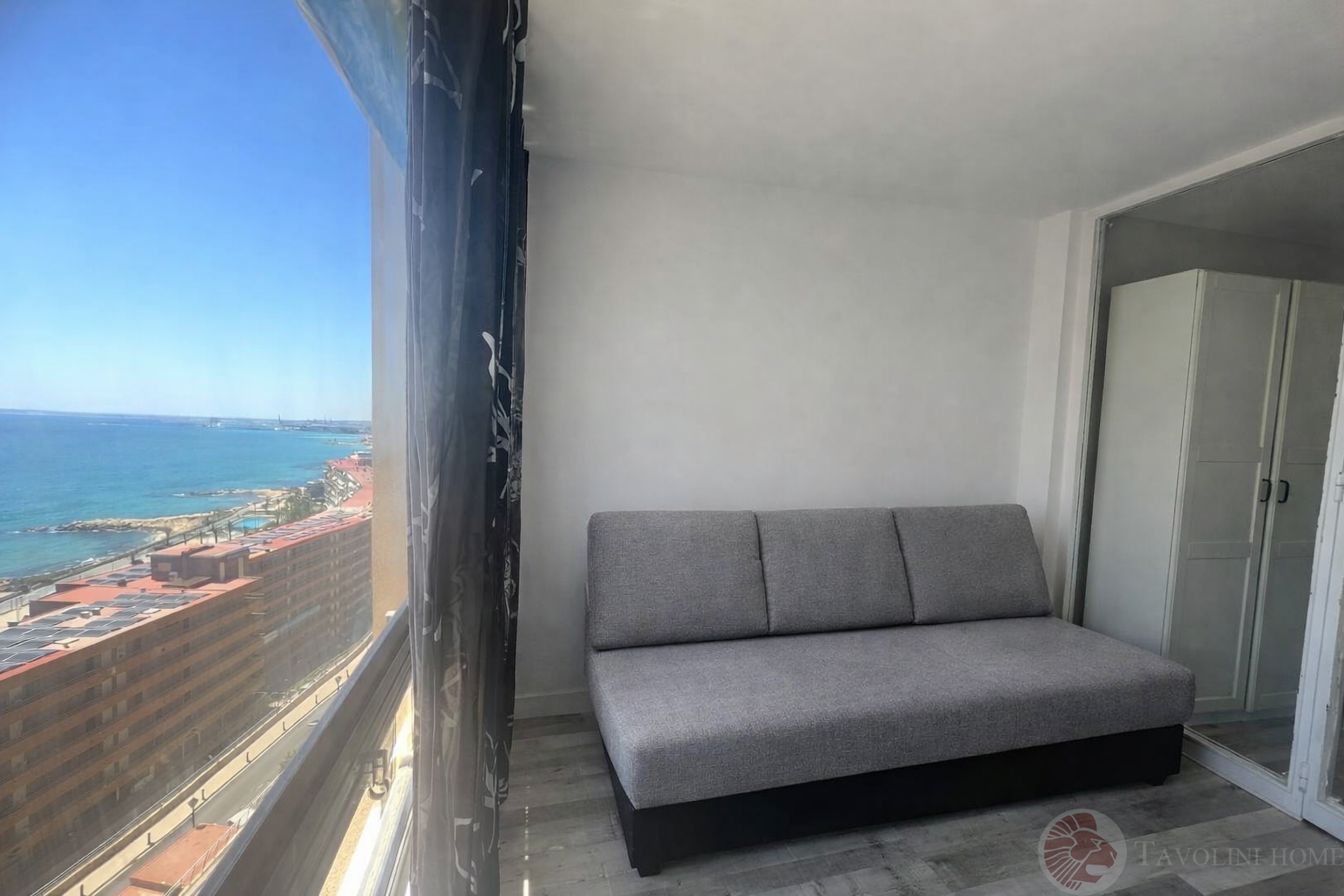 For sale of flat in Alicante