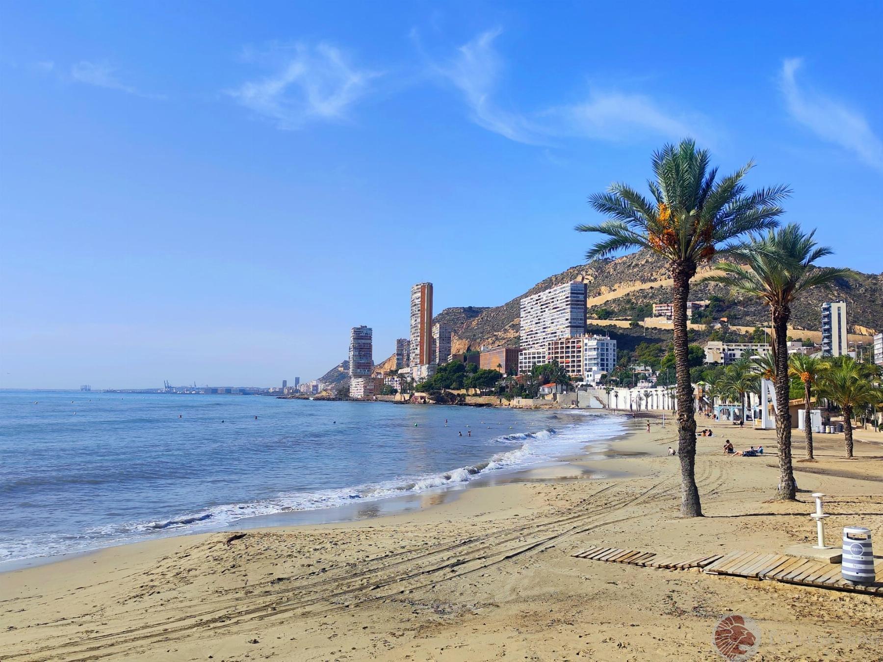 For sale of flat in Alicante