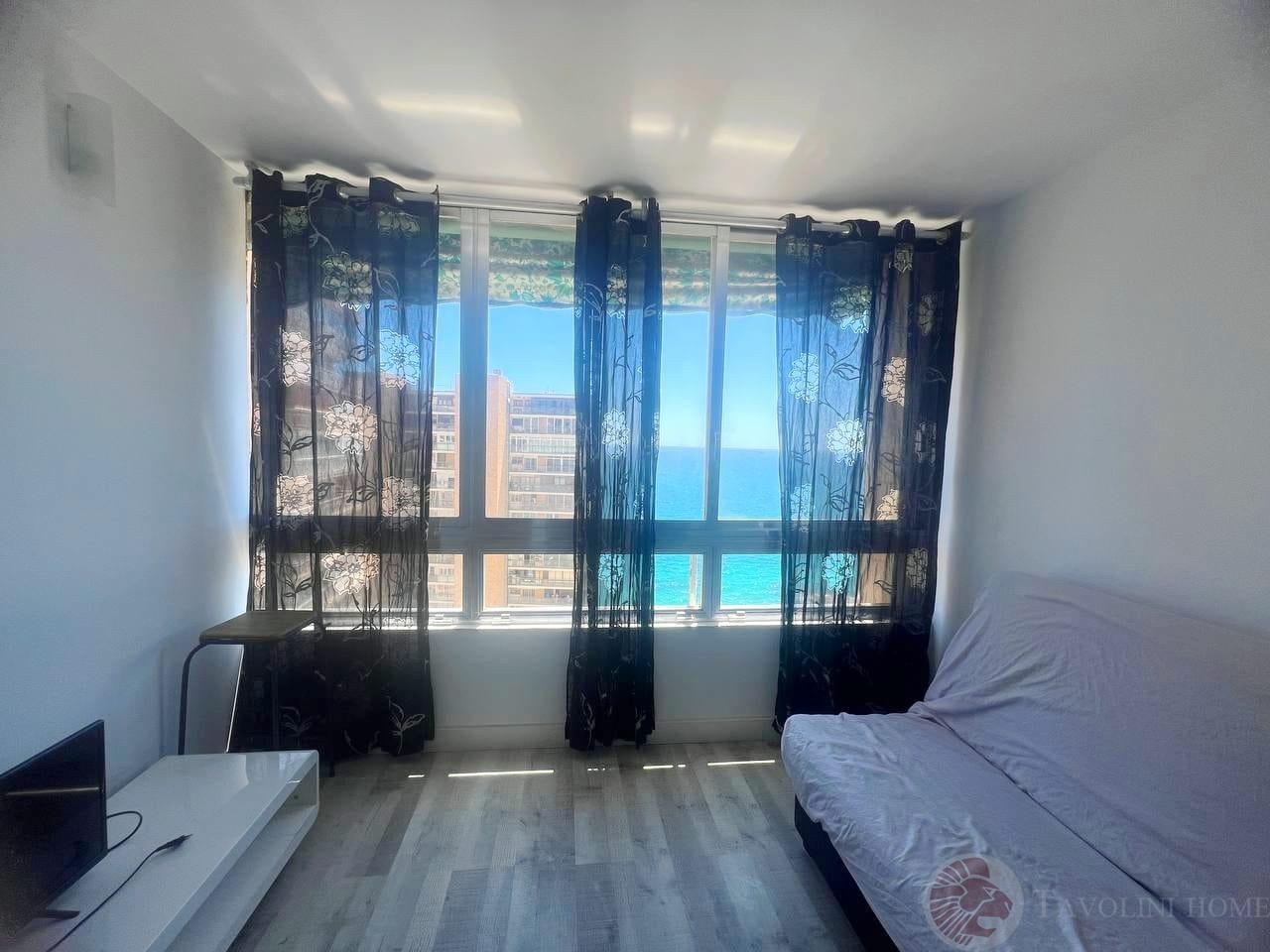 For sale of flat in Alicante