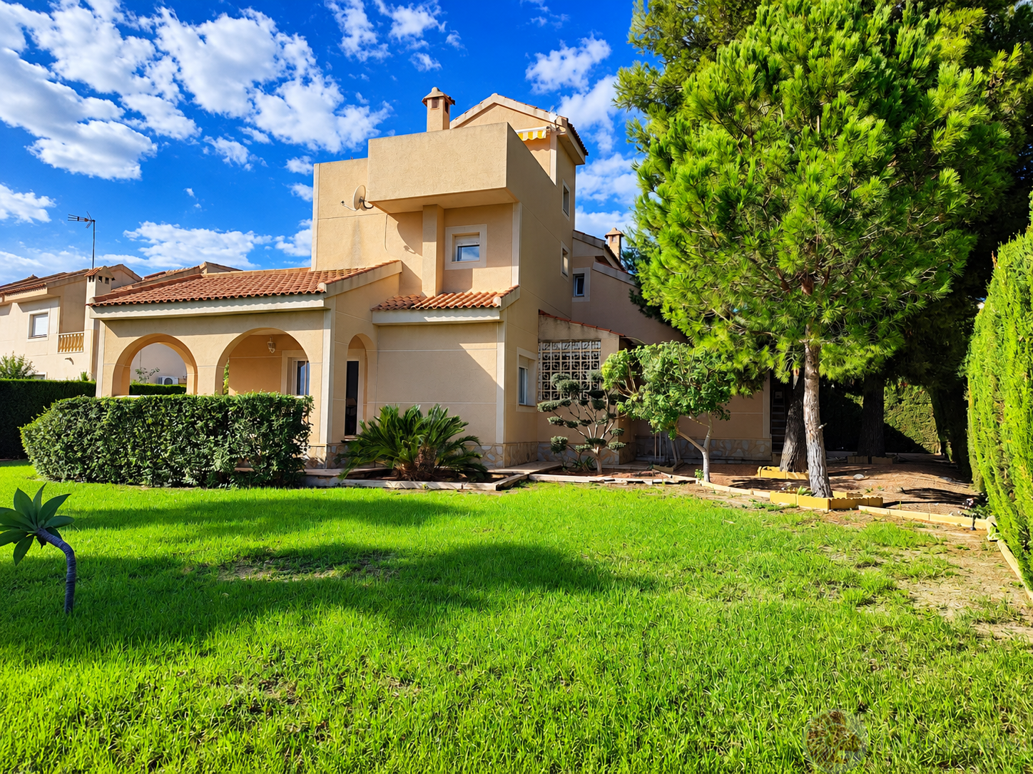 Venta de chalet en Mutxamel