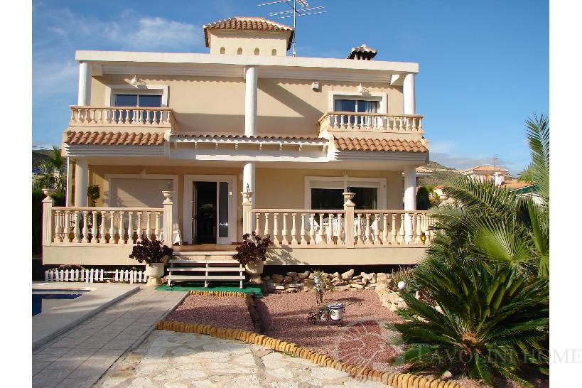 For sale of house in El Campello