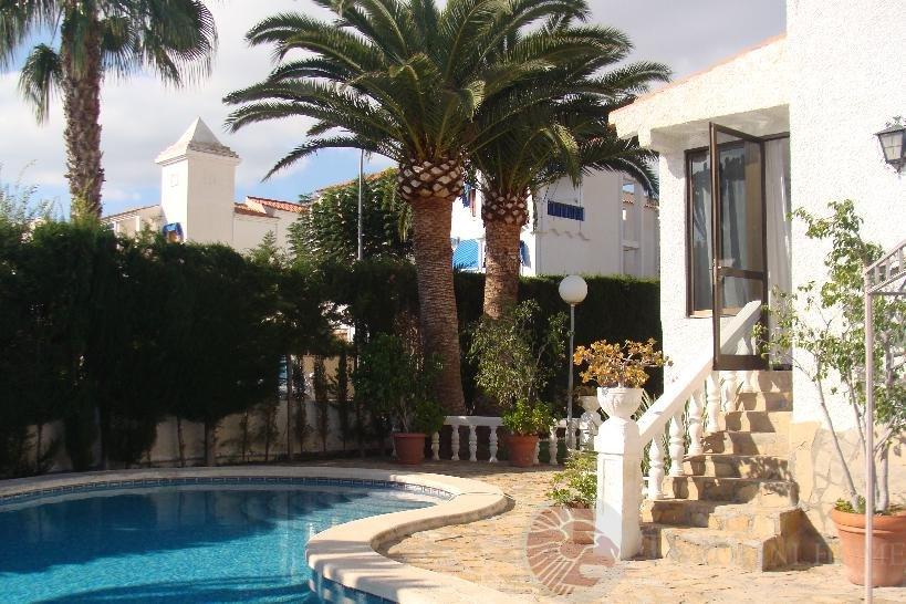 For sale of house in El Campello