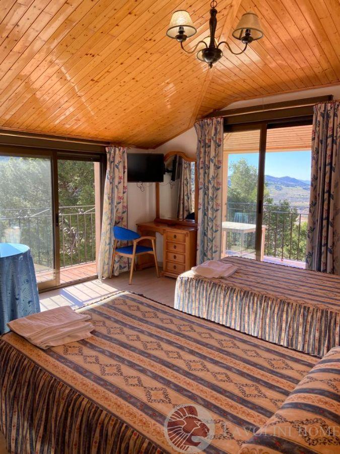 Zu verkaufen von hotel in
 Alcaraz