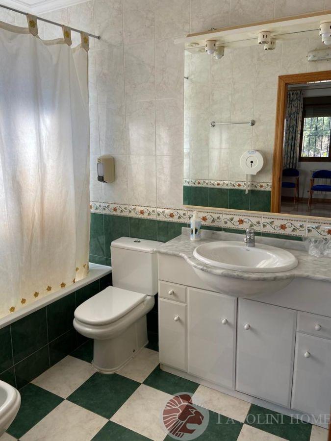 Zu verkaufen von hotel in
 Alcaraz