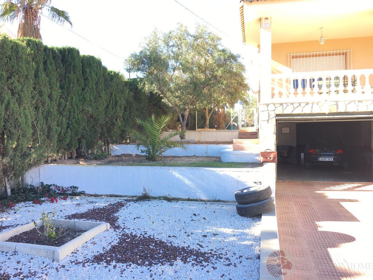 Продажа от

 Домa на San Vicente del Raspeig
