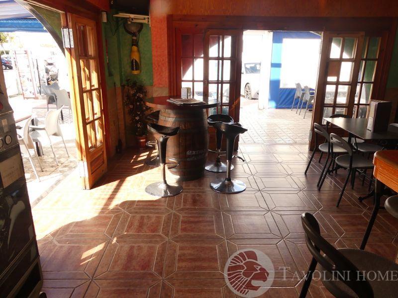 For sale of commercial in El Campello