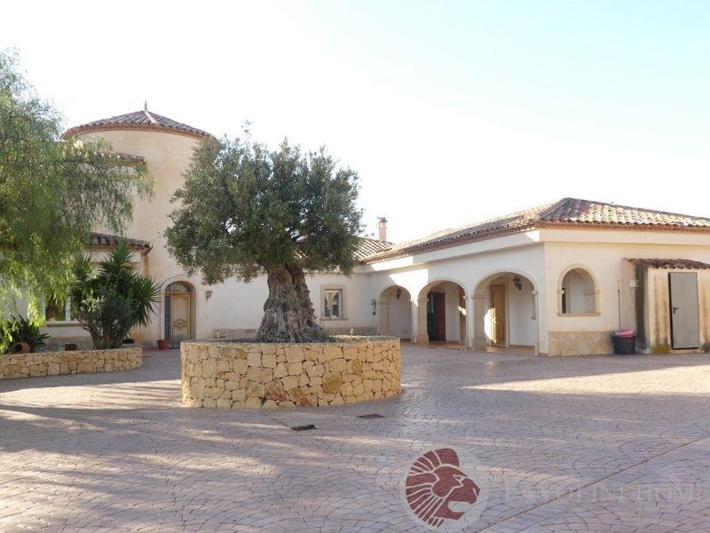 For sale of house in Aguas de Busot