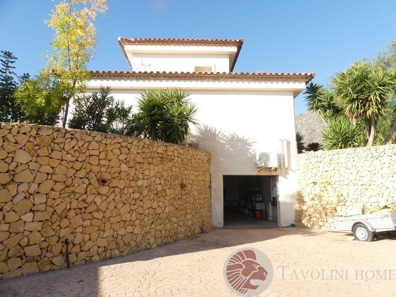 For sale of house in Aguas de Busot