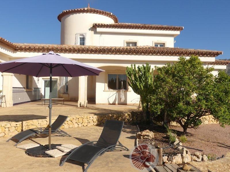For sale of house in Aguas de Busot