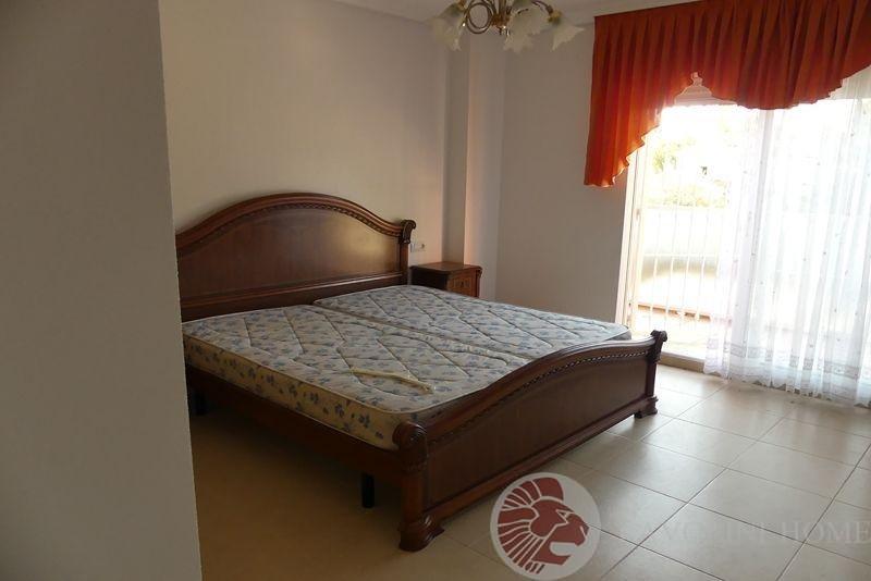بيع من جناح صغير في El Campello