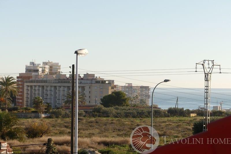 For sale of bungalow in El Campello