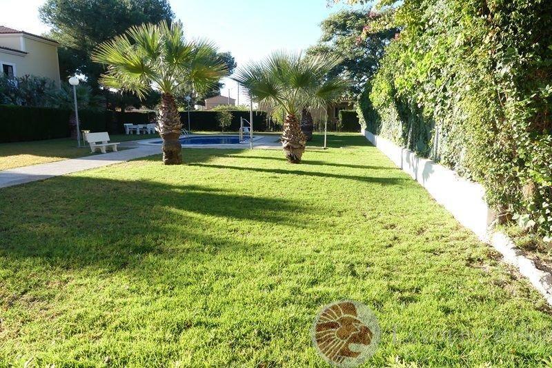 For sale of bungalow in El Campello