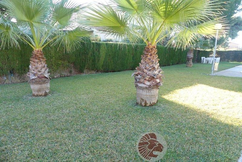 For sale of bungalow in El Campello