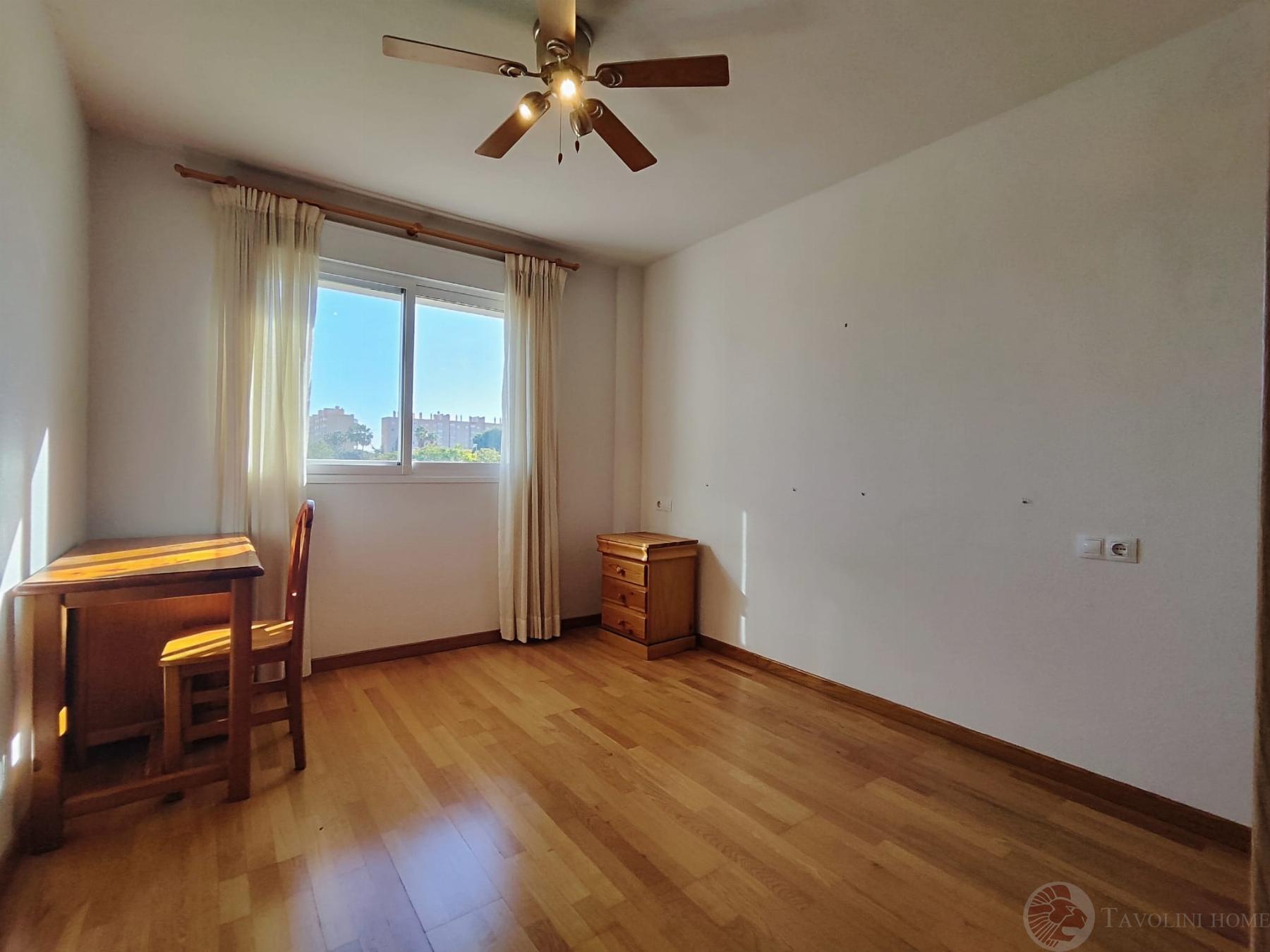 For rent of bungalow in El Campello