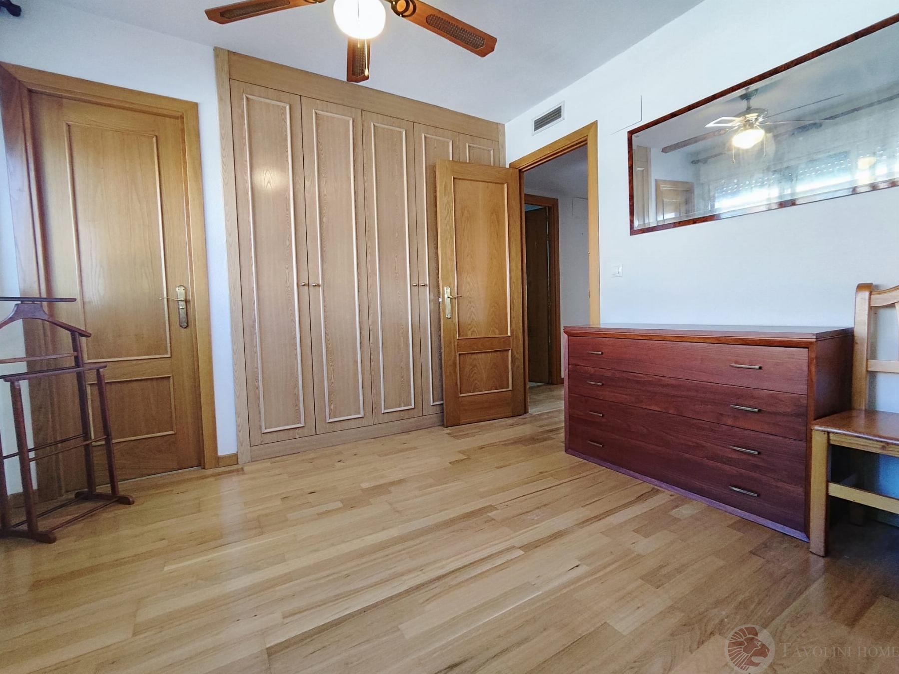 For rent of bungalow in El Campello