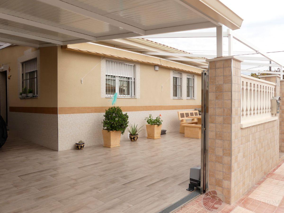 For sale of house in El Campello