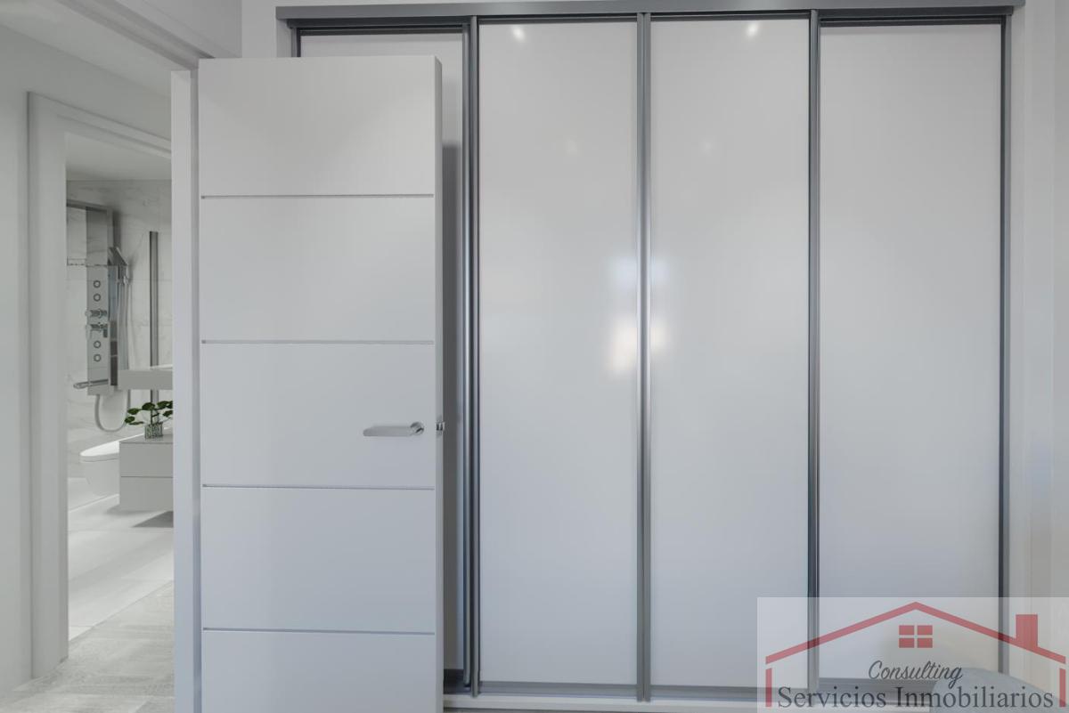 For sale of flat in Arroyo de la Miel