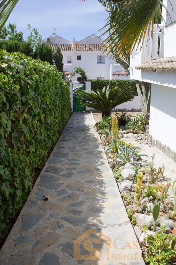 For sale of chalet in Marbella