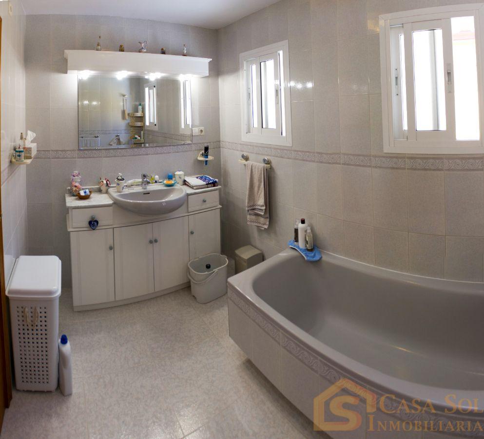 For sale of chalet in Marbella