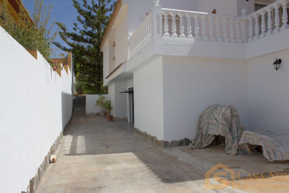 For sale of chalet in Marbella