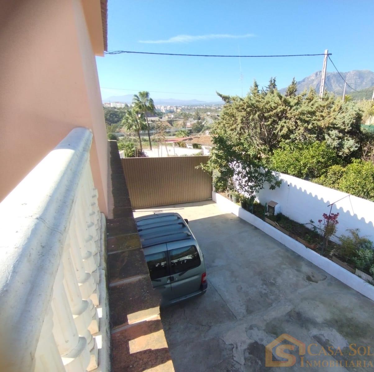 For sale of chalet in Marbella