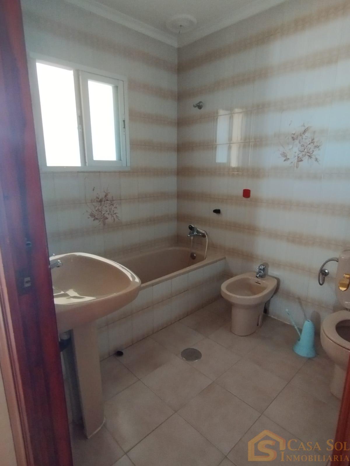 For sale of chalet in Marbella