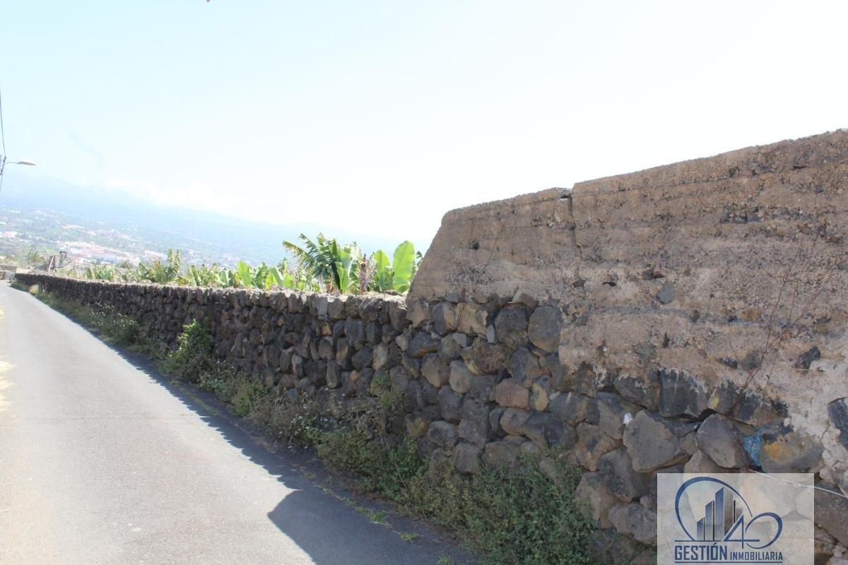 For sale of rural property in La Orotava