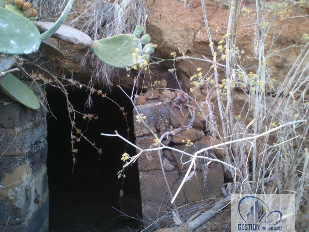 Venta de terreno en Breña Alta