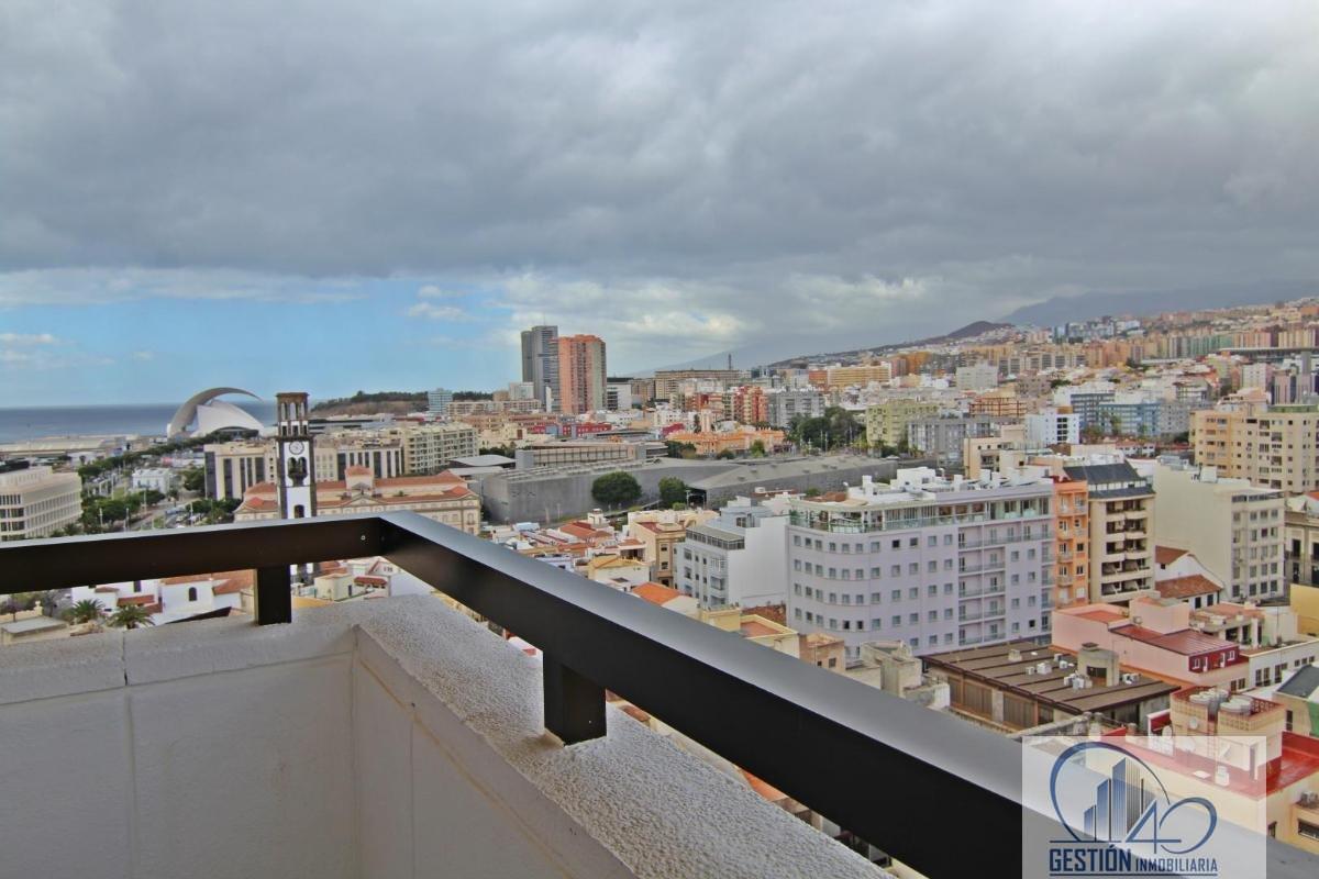 alquiler de Ático en Santa Cruz, Plaza España Id:0104356